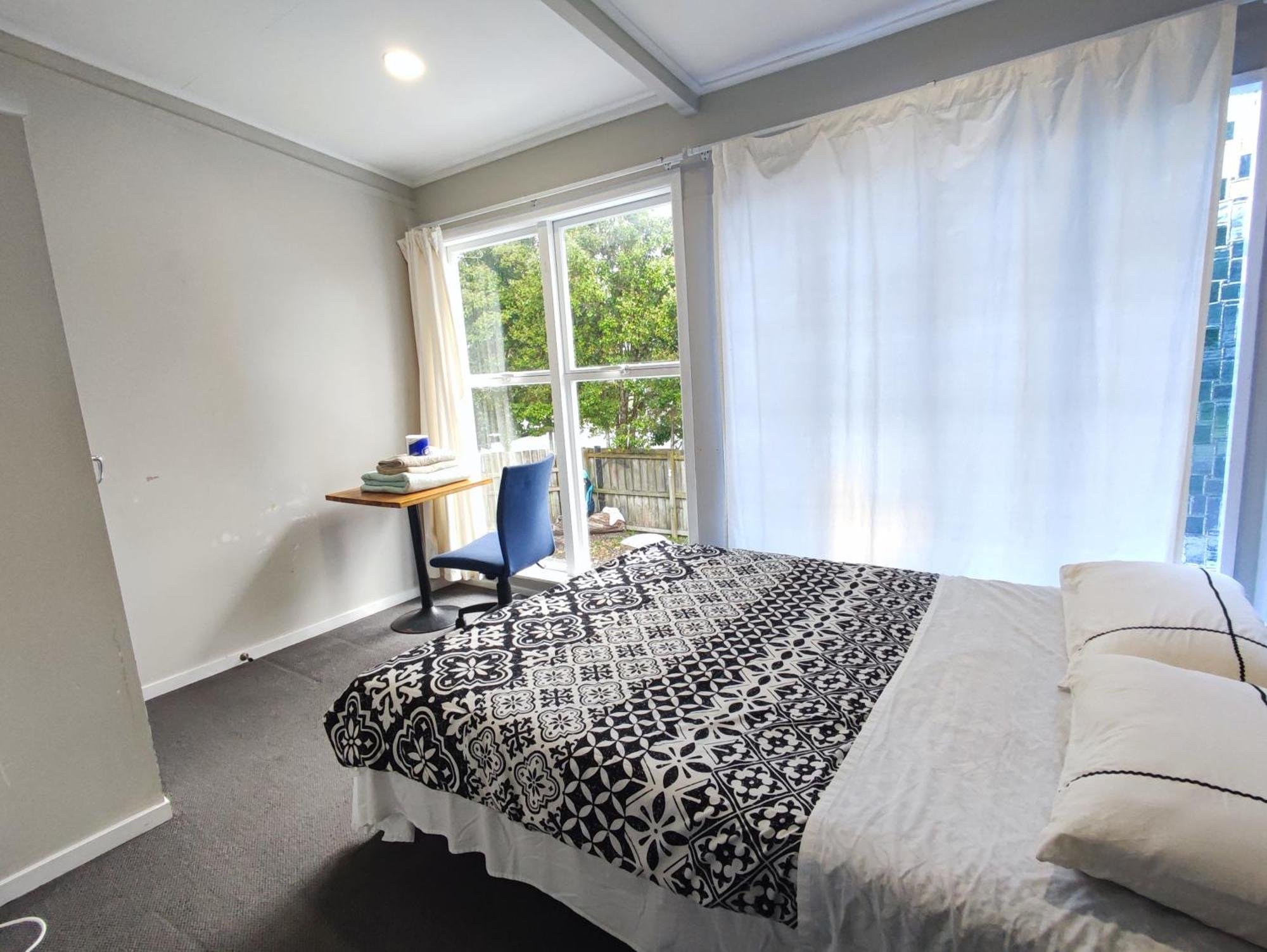 West Side Beautiful And Quiet Homestay *